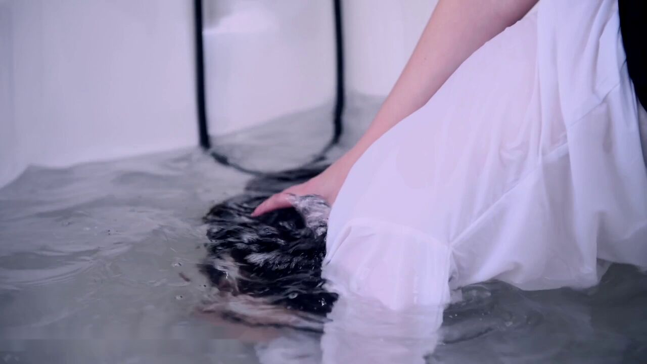 Domme Bath