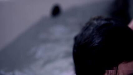 Domme Bath